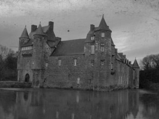 These are the ten most haunted places in France.